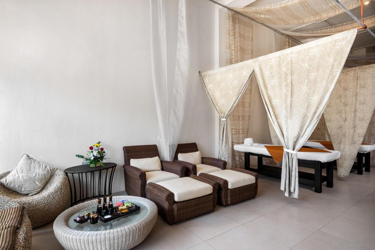 빠통 파라곤 리조트 앤 스파  Patong 외부 사진 A spa in Bangkok, Thailand